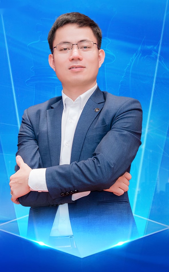 Chân dung Lê Đức Nam, CEO ViTechGroup, khoanh tay trước ngực